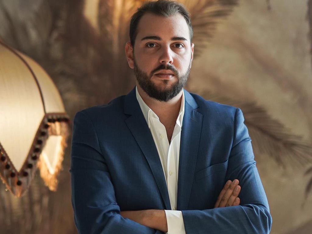 Jaime Sánchez será el autor del cartel anunciador del Vía Crucis de las  Hermandades de 2023 - La Pasión en Jerez
