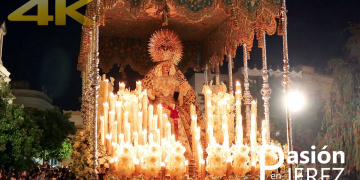 María Santísima de la Amargura por plaza de las Angustias