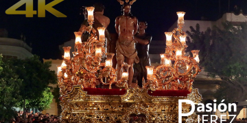 Sagrada Flagelación por plaza de las Angustias