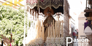 María Santísima de la Paz en su Mayor Aflicción por San Pedro