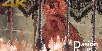 Salida de Madre de Dios de la Misericordia de la Catedral