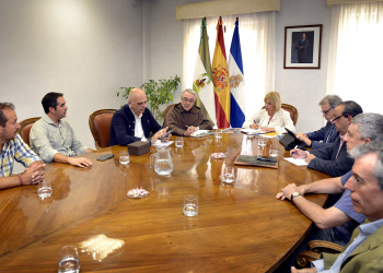 El Ayuntamiento colaborará en los actos conmemorativos y en la celebración del centenario de la Coronación de la Virgen del Carmen