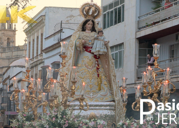 Salida procesional de Madre de Dios del Rosario