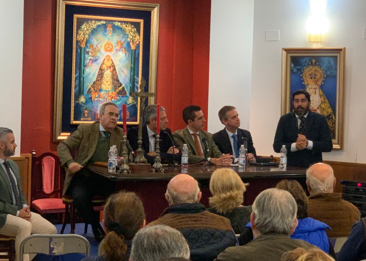 Las Coronaciones Canónicas fue el tema de la segunda mesa redonda del ciclo ‘Otoño Cofrade Jerez 2023’