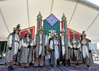 La Cabalgata de la Cartera Real recorre hoy el centro de Jerez hasta el Alcázar