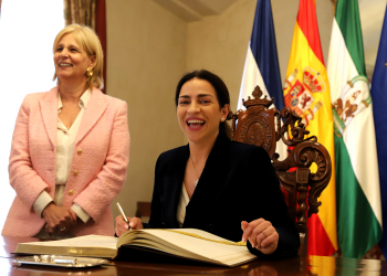 Recepción a la pregonera de la Semana Santa 2024 en el Ayuntamiento