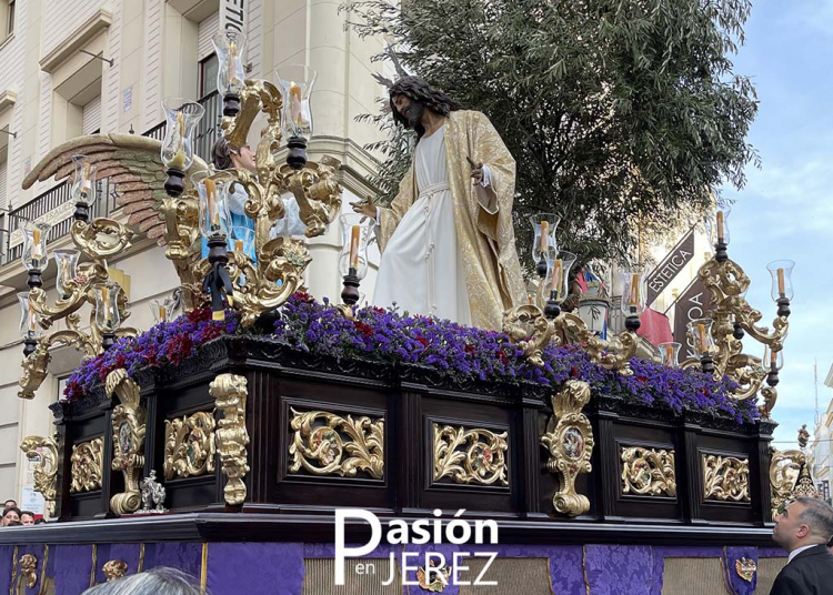 Una decena de asociaciones juveniles procesionarán hoy Viernes de Dolores