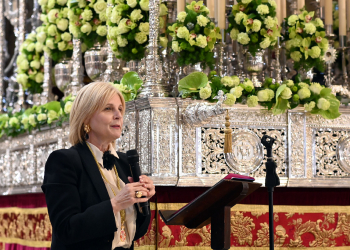 La alcaldesa agradece el trabajo de todos los dispositivos y trabajadores implicados y a todas las hermandades en una Semana Santa muy compleja