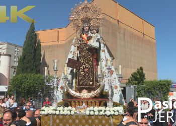 Regreso de Nuestra Señora del Carmen Coronada desde la Parroquia del Perpetuo Socorro