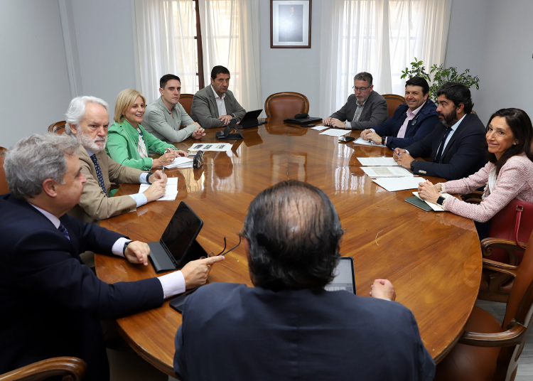 Ayuntamiento y Unión de Hermandades inician los trabajos de coordinación para la Procesión Magna