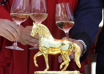 La Hermandad del Rocío de Jerez recibe mañana la distinción del Caballo de Oro en el Depósito de Sementales