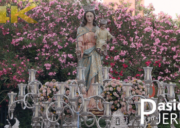 Salida procesional de María Auxiliadora del Lora Tamayo