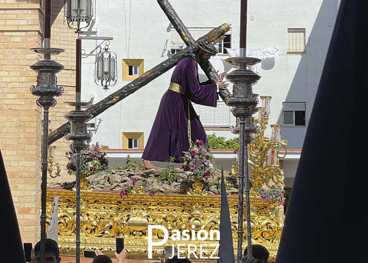 Cambio musical tras el Señor del Amparo