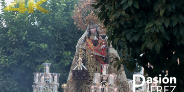 Procesión de la Virgen del Carmen Coronada
