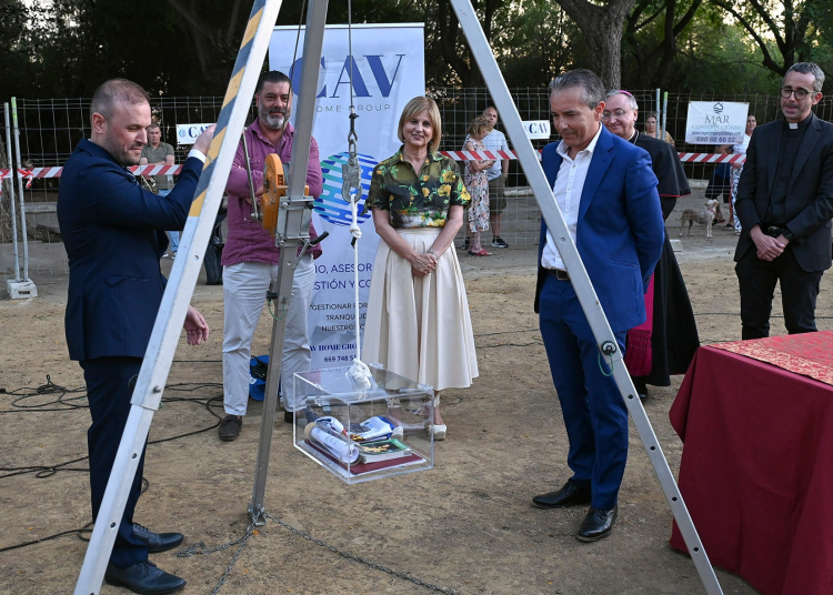 Colocada la primera piedra de la Casa de Hermandad de Bondad y Misericordia