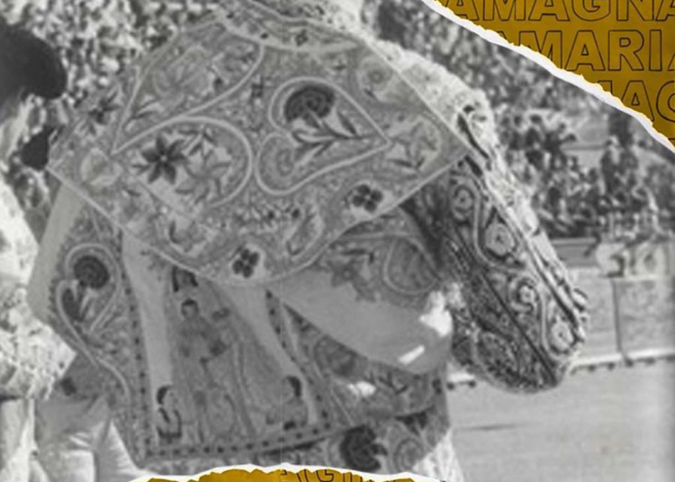 Hoy se inaugura la exposición “Vestida eres de Gracia” en el Patio del Ayuntamiento