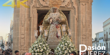 Rosario vespertino Nuestra Señora de la Esperanza Coronada