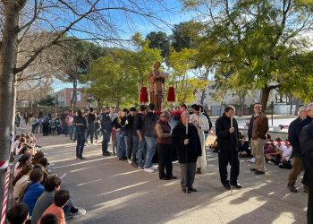 Procesión del Beato Guillermo José Chaminade en el Colegio del Pilar