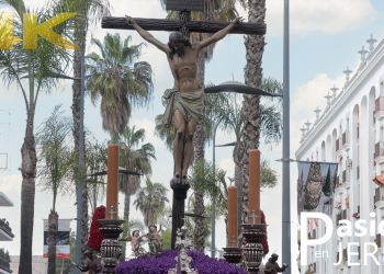Santísimo Cristo de la Defensión por el Bulevar de calle Sevilla
