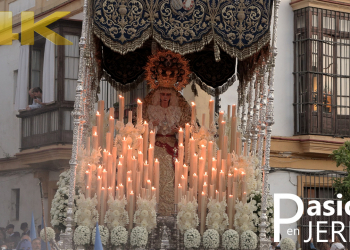 Nuestra Señora de la Estrella Coronada por Catedral y Plaza del Arroyo