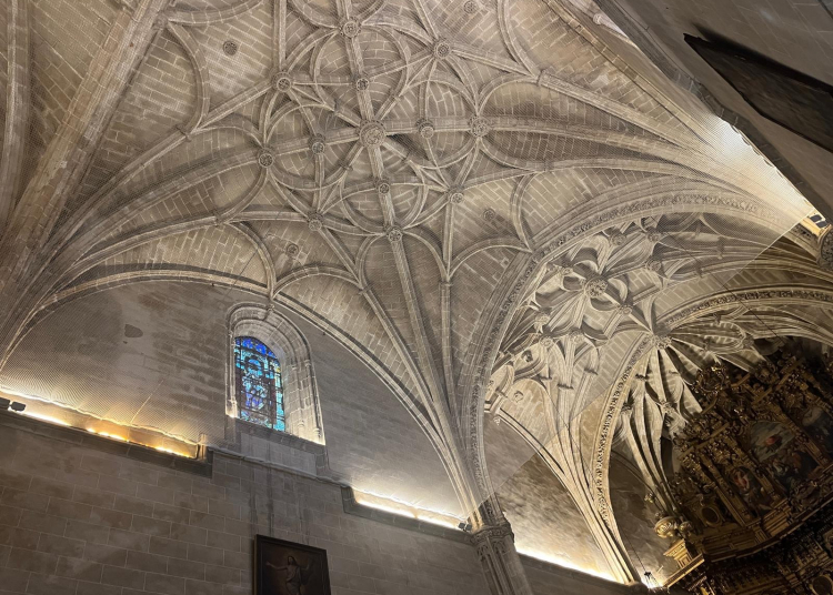 La Iglesia de San Marcos reabre sus puertas al culto tras la colocación de una malla protectora