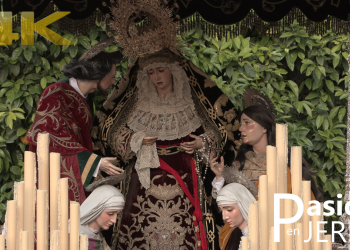 Nuestra Señora de la Piedad por plaza de la Asunción