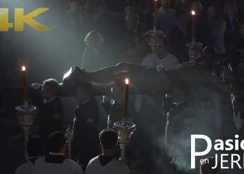 Solemne traslado del Santísimo Cristo de la Defensión a su paso de salida