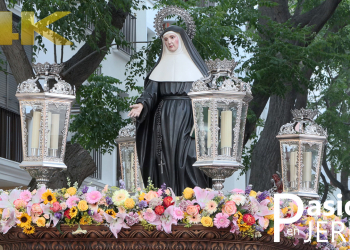 Salida procesional de Santa Juana de Lestonnac