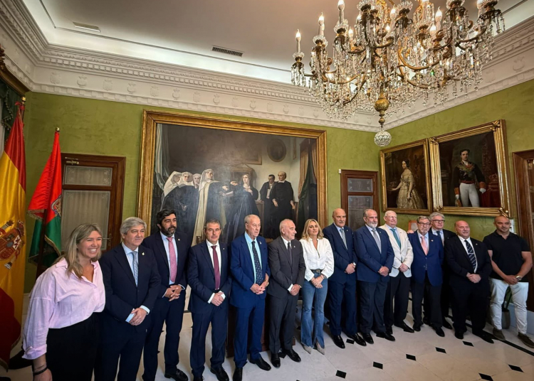 Granada acogió el Encuentro de Presidentes de Consejos de Hermandades de las capitales andaluzas y Jerez