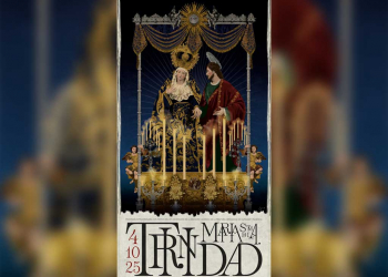 Jaime Sánchez firma el cartel de la salida extraordinaria de María Santísima de la Trinidad