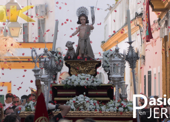 Salida procesional de San Juan Bautista Niño