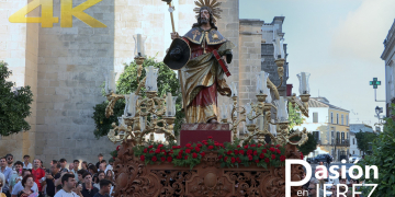 Salida procesional de Santiago Apóstol