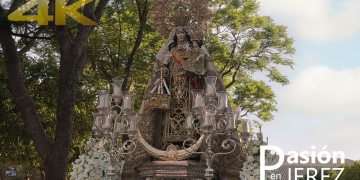 Salida procesional de Nuestra Señora del Carmen Coronada en su centenario