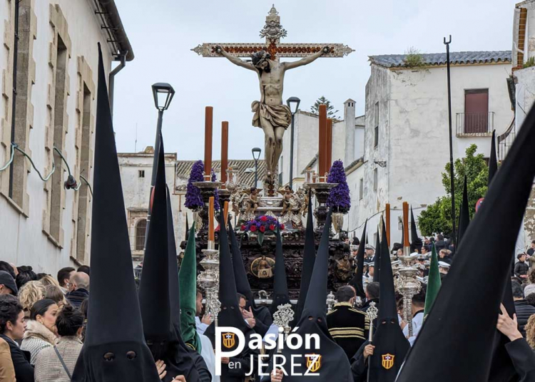 La Hermandad de las Tres Caídas cesa a sus capataces