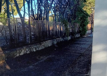 La Clemencia exige una actuación urgente del Ayuntamiento tras un segundo incendio junto a la Parroquia