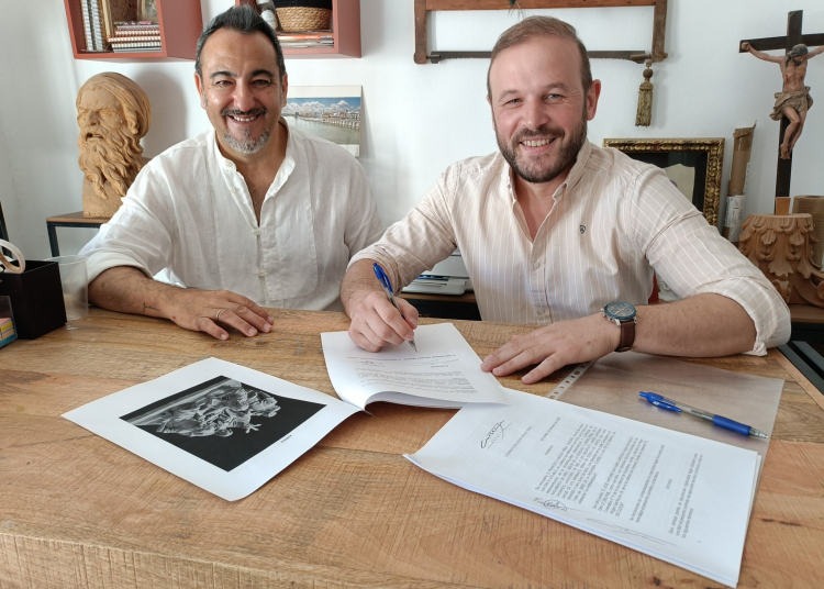 La Hermandad de Bondad y Misericordia firma con Navarro Arteaga la ejecución de su nuevo misterio