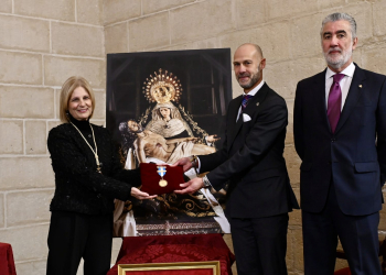 La Virgen de las Angustias recibe la Medalla de Oro de Jerez