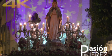 Salida procesional de la Virgen de la Medalla Milagrosa