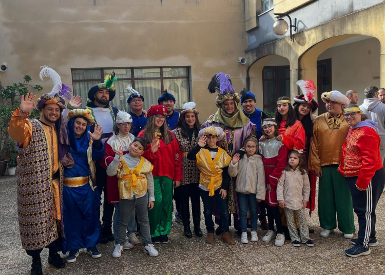 La lluvia condiciona la celebración de los actos navideños organizados por las hermandades