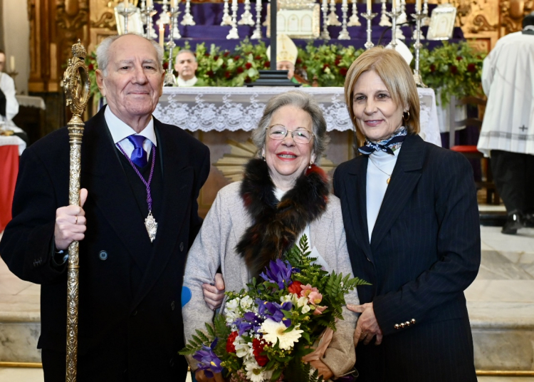La Hermandad del Nazareno concede a José Castaño el título de Hermano Mayor Perpetuo