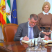 La alcaldesa recibe en el Ayuntamiento al pregonero de la Semana Santa de Jerez 2026, Juan Mera García