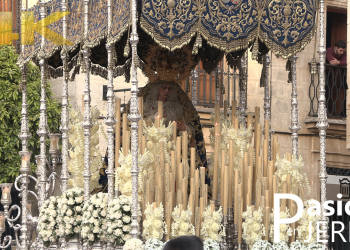 Nuestra Señora de la Estrella Coronada por Plaza de la Asunción