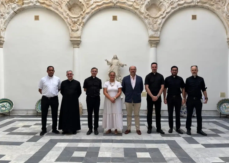La formación sobre la nueva Normativa Diocesana de Piedad Popular y Hermandades continúa con los asistentes eclesiásticos de los Consejos Locales